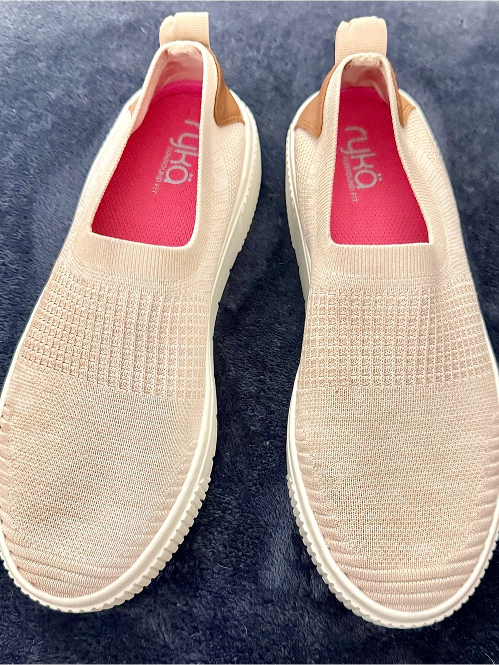 Women’s Ryka Vista Slip On Sneakers Sz 9